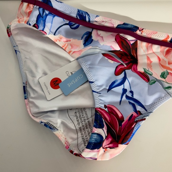 Cupshe Bikini Bottoms Flowered NWT’s Size Medium - Picture 9 of 13